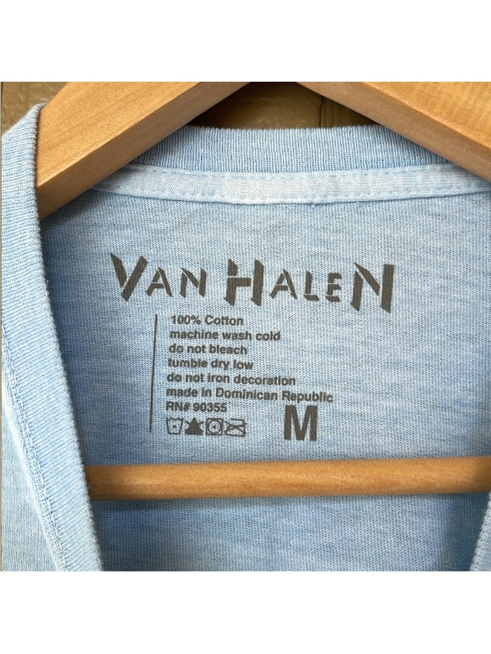 Van Halen Graphic Rock Tee in Light Blue Size M - Picture 4 of 6